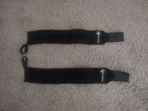 Pair of wrist wraps for weight training