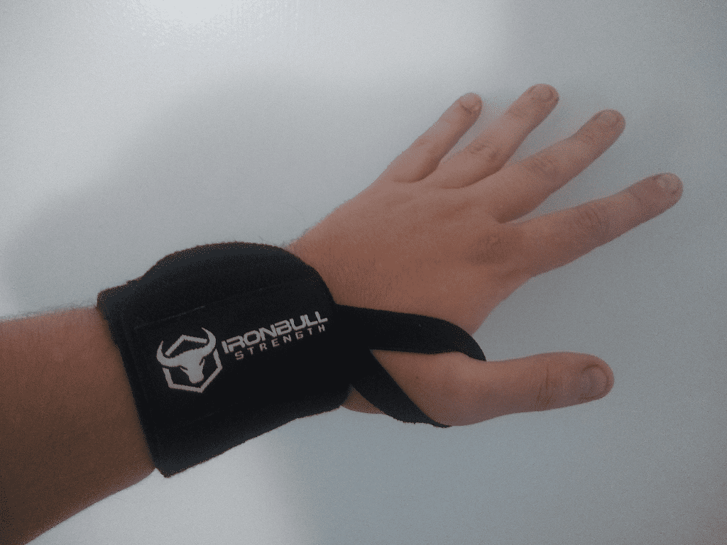 Wearing wrist wraps for weight training